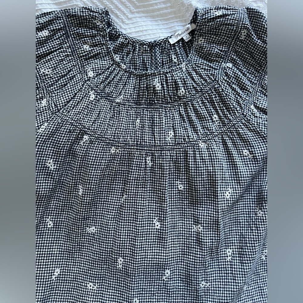 Madewell Embroidered GIngham Shirred Puff Sleeve Top - Picture 5 of 11